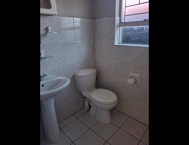 2 BEDROOM PROPERTY TO RENT IN VANDERBIJLPARK SE 3